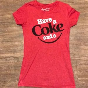 ⬇️ Price drop Coca Cola t-shirt small red
